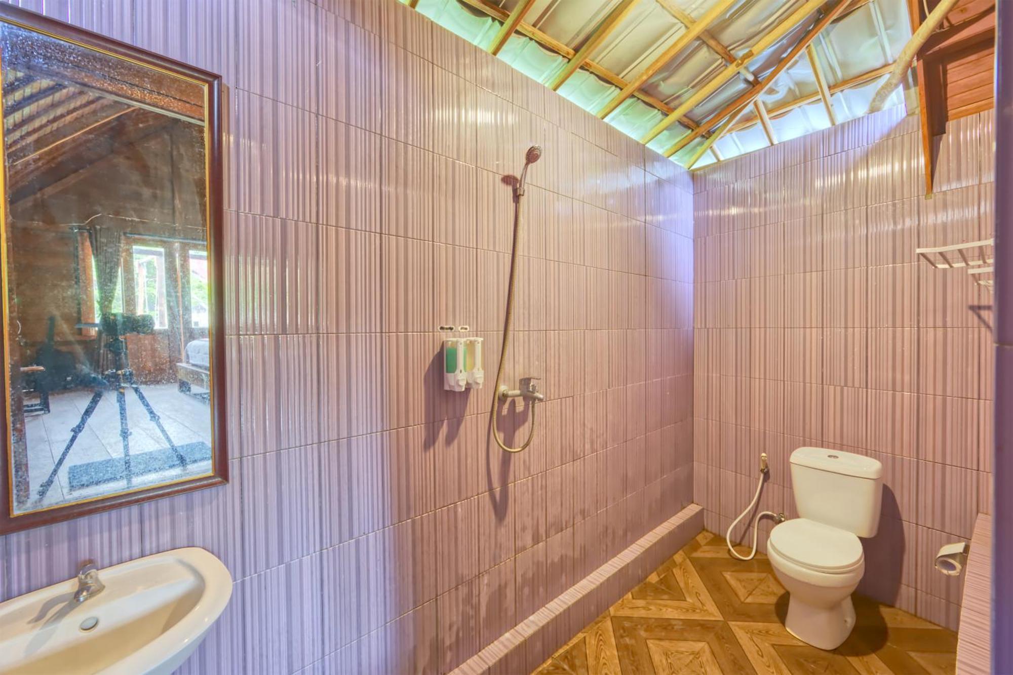 Dnr Lumbung Garden Hotel Toyapakeh Екстериор снимка